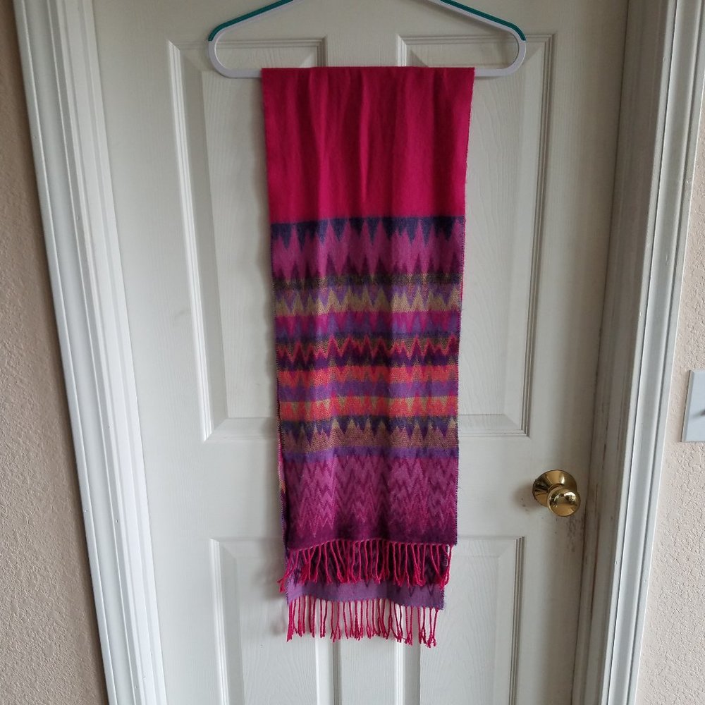 2 Scarf bundle - Picture 10 of 16